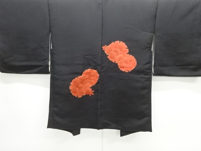 雪輪に菊梅牡丹模様絵羽織